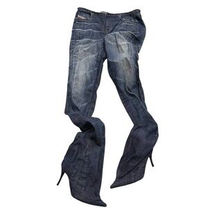 Diesel
Bootcut Jeans De-Bootcutboot 09i03 size 28/39